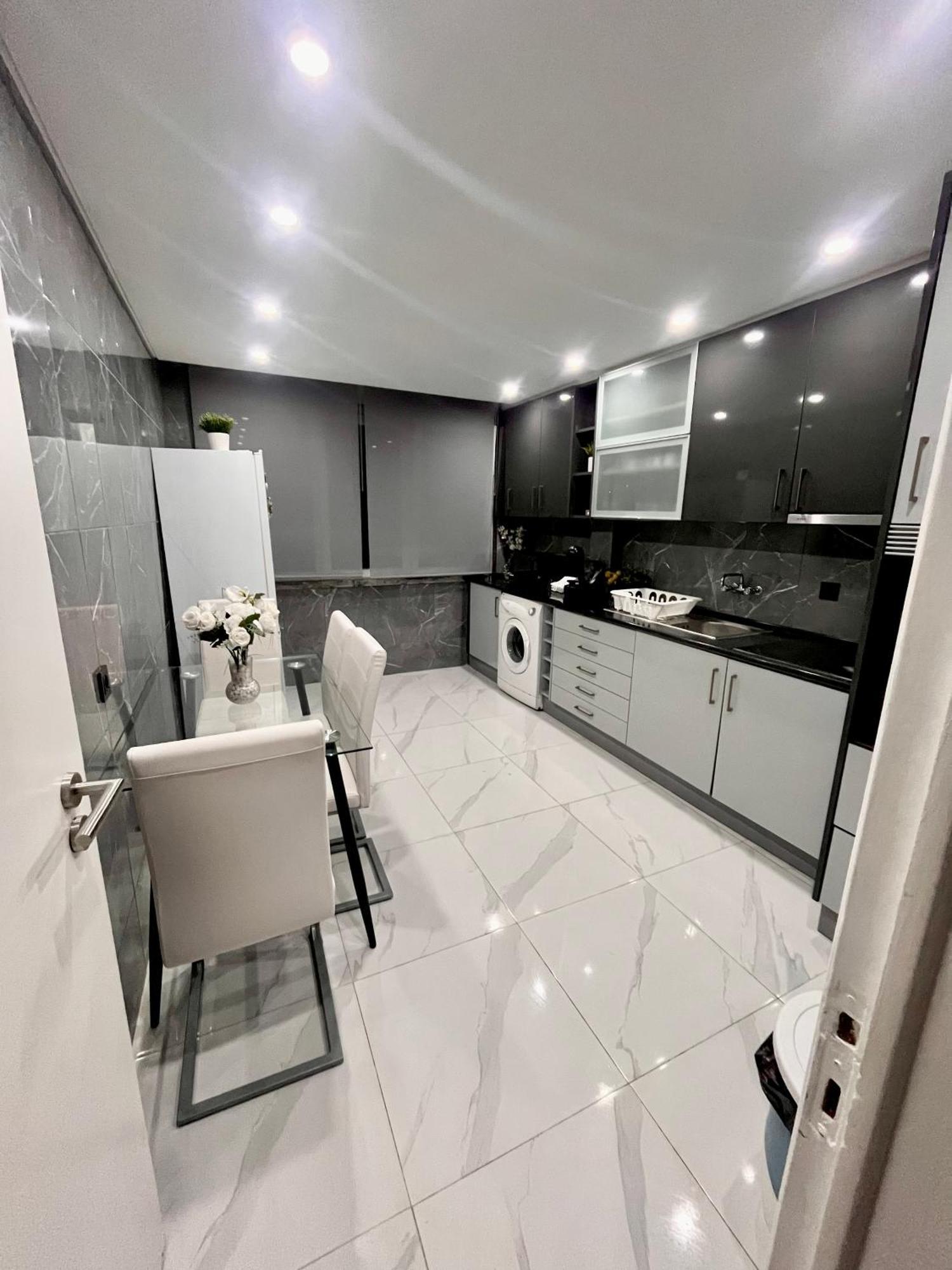 N3 Apartment Amadora Kültér fotó